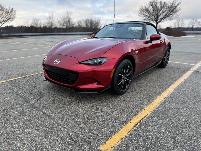 2025 Mazda MX 5